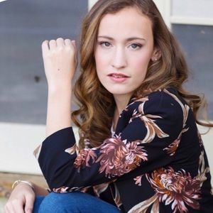 Meet your Posher, Ashley